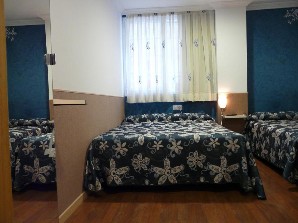 Hostal Gaudi Cuenca Cuenca  Camera foto