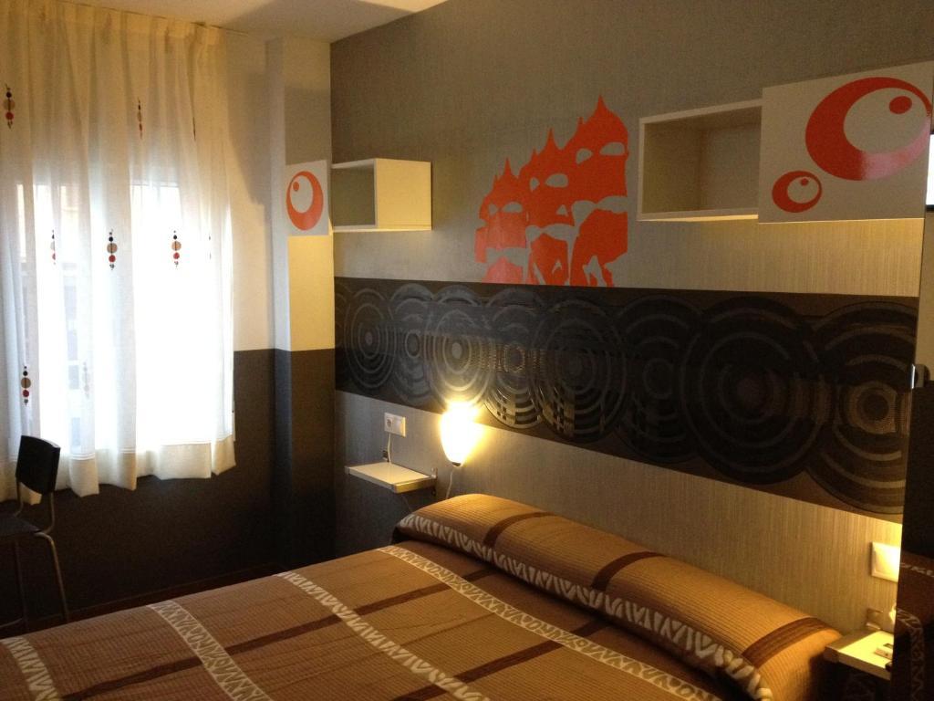 Hostal Gaudi Cuenca Cuenca  Camera foto